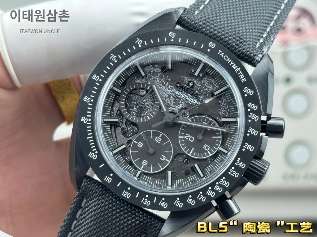 오메가 스피드마스터 아폴로8 블랙세라믹 스켈레톤 크로노그래프 44.25mm