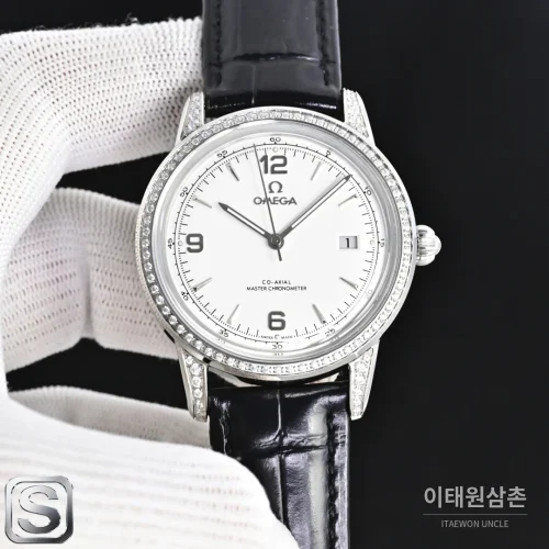 오메가 스피드마스터 오토매틱 40mm 화이트 다이얼 블랙 가죽 스트랩 실버 베젤
