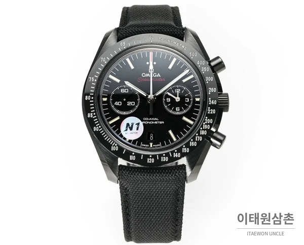 오메가 스피드마스터 문워치 세라믹 크로노그래프 블랙 베젤 화이트 인덱스 오토매틱 44.25mm 블랙 다이얼 블랙 나일론 스트랩