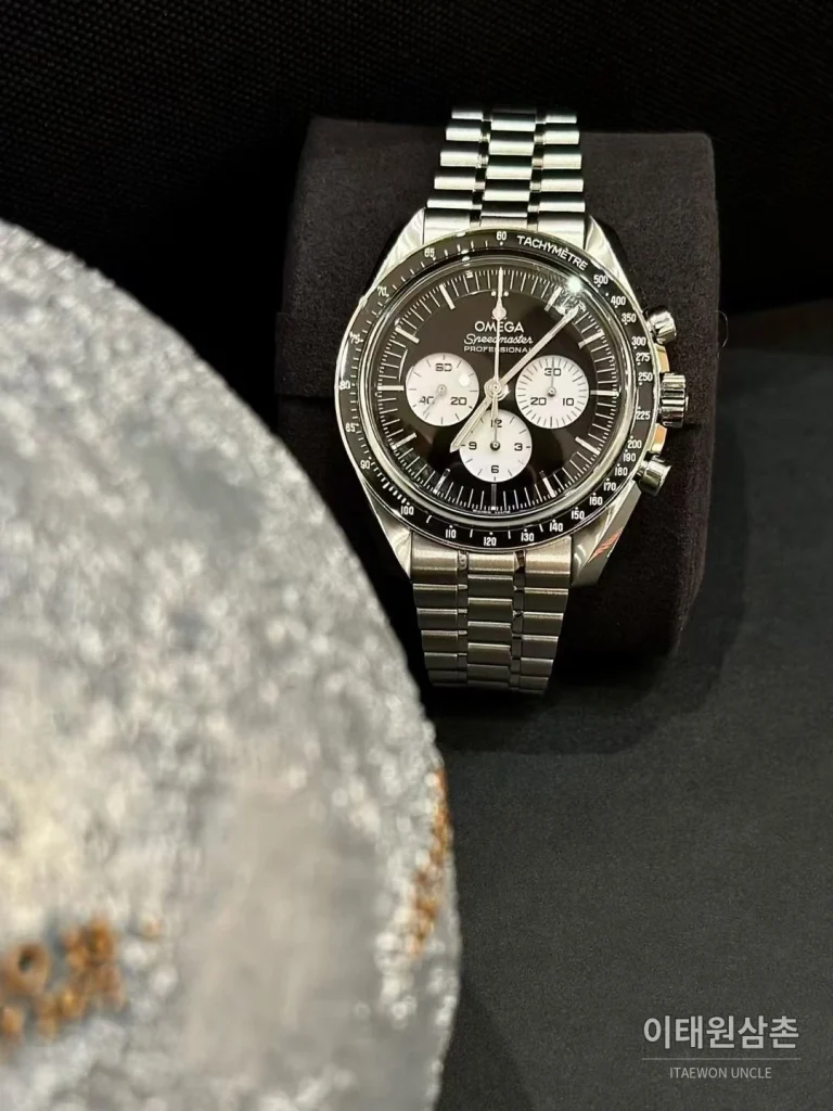 오메가 스피드마스터 문워치 리버스 팬더 크로노그래프 매뉴얼 42mm 블랙 다이얼 스틸 브레이슬릿 (2)