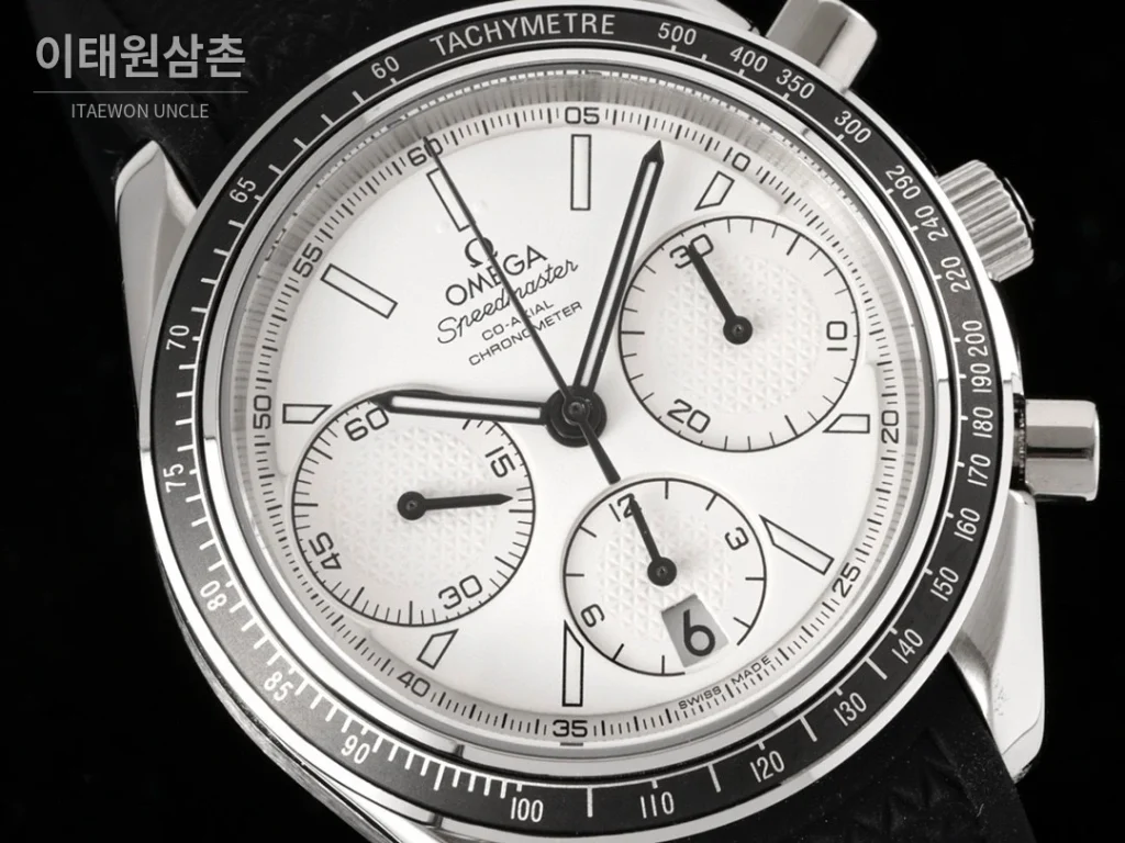 오메가 스피드마스터 레이싱 그레이다이얼 크로노그래프 오토매틱 40mm (3)