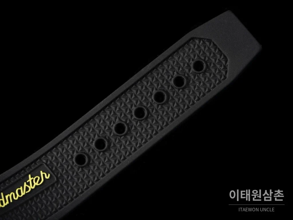 오메가 스피드마스터 레이싱 그레이다이얼 크로노그래프 오토매틱 40mm (2)