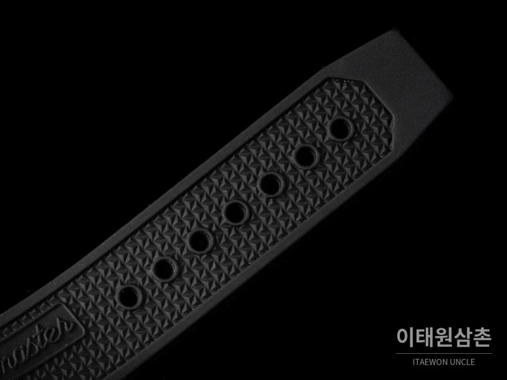 오메가 스피드마스터 레이싱 그레이다이얼 크로노그래프 오토매틱 40mm (3)