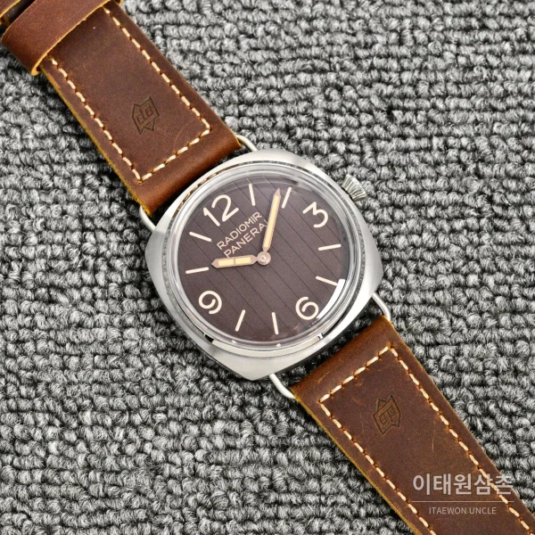 파네라이 루미노르 오토매틱 브라운 다이얼
