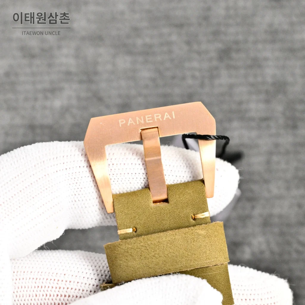 파네라이 루미노르 오토매틱 샴페인 다이얼