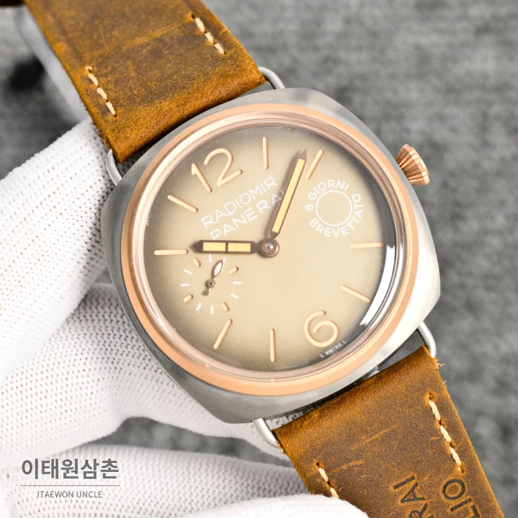 파네라이 루미노르 오토매틱 샴페인 다이얼
