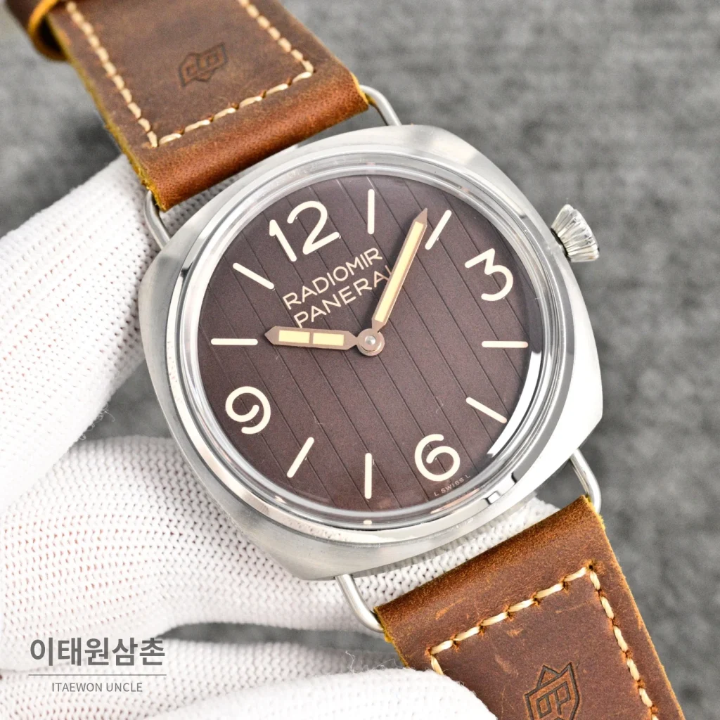 파네라이 루미노르 오토매틱 브라운 다이얼