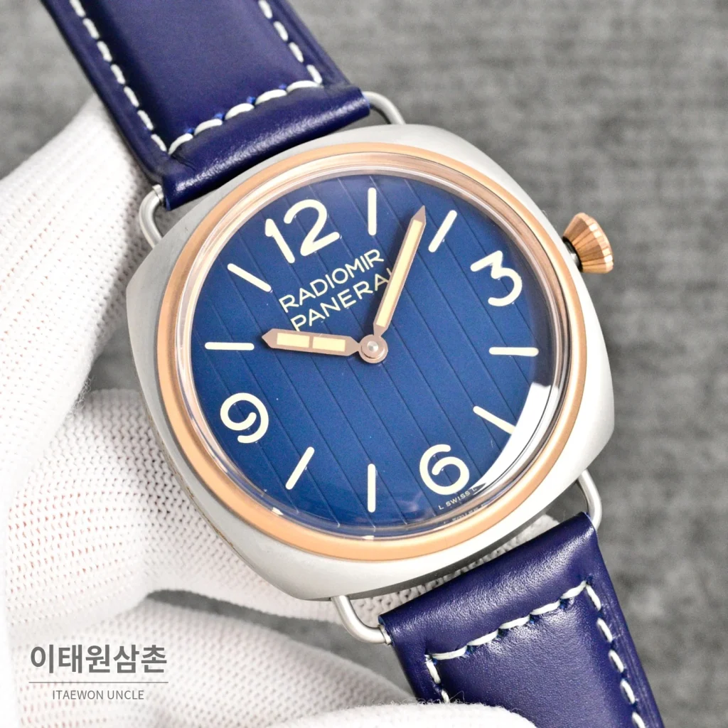 파네라이 루미노르 오토매틱 블루 다이얼