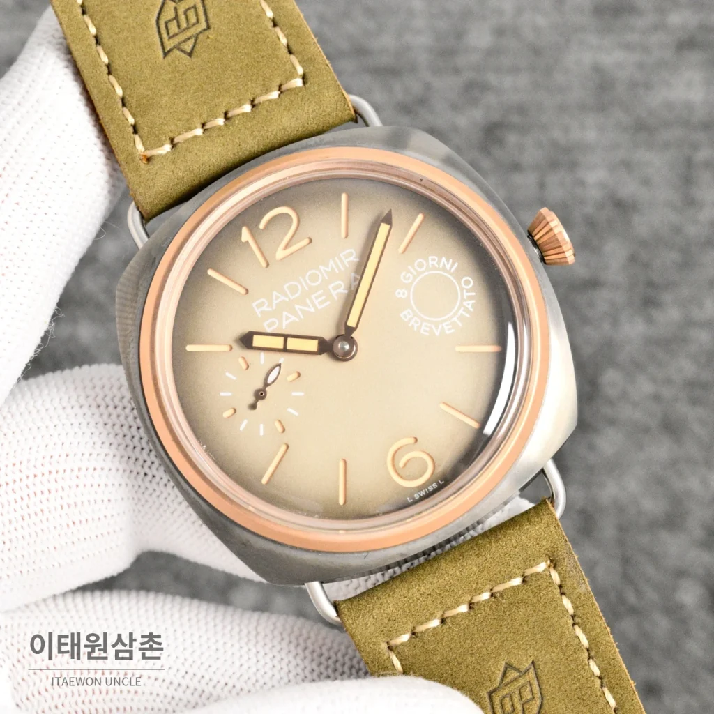 파네라이 루미노르 오토매틱 샴페인 다이얼