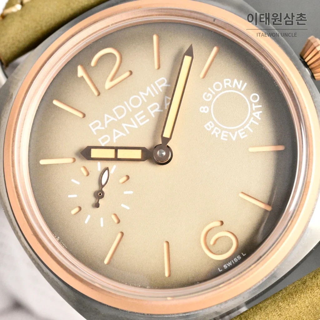 파네라이 루미노르 오토매틱 샴페인 다이얼
