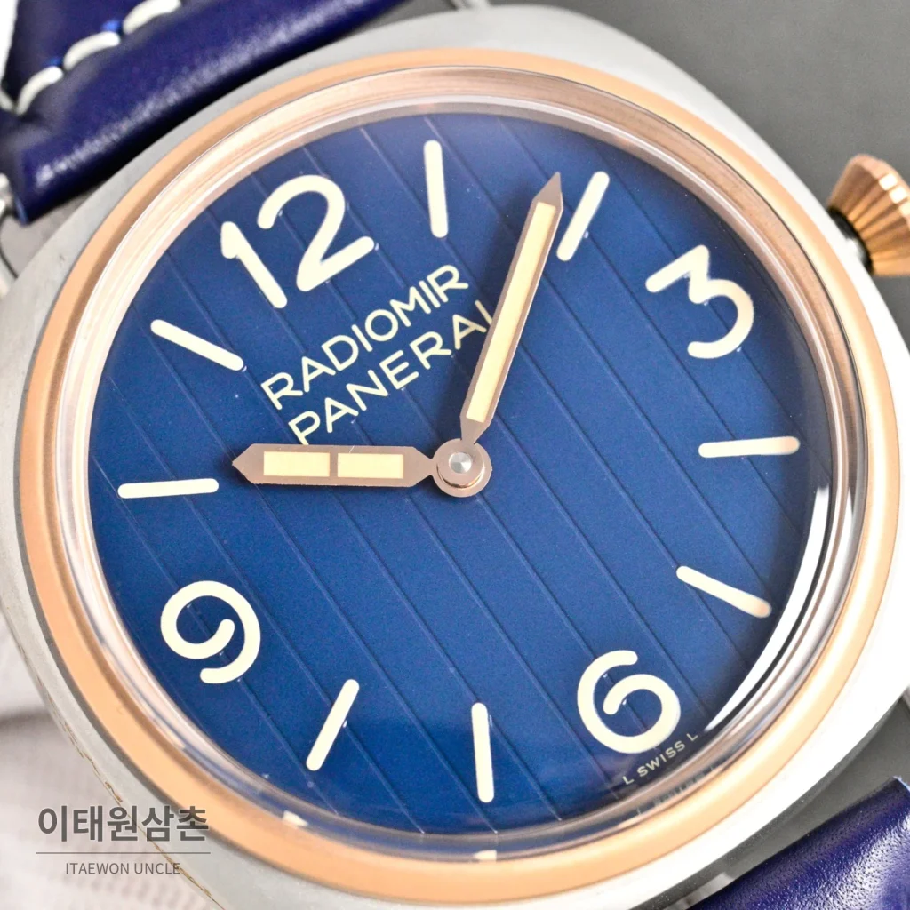 파네라이 루미노르 오토매틱 블루 다이얼