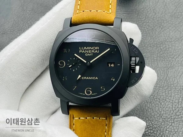 파네라이 루미노르 GMT PAM441 세라믹 블랙다이얼 오토매틱 44mm 파네라이 루미노르 GMT PAM441 세라믹 블랙다이얼 오토매틱 44mm
