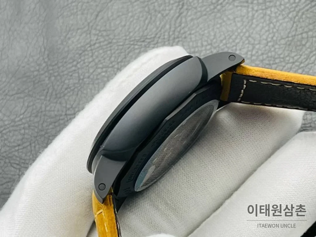 파네라이 루미노르 GMT PAM441 세라믹 블랙다이얼 오토매틱 44mm