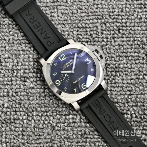 파네라이 루미노르 마리나 오토매틱 44mm 네이비 다이얼