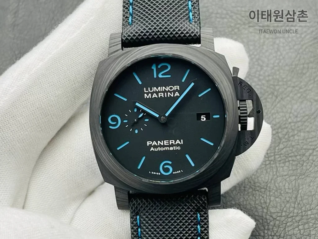 파네라이 루미노르 PAM01661 카본 샌드위치다이얼 블루야광 오토매틱 44mm