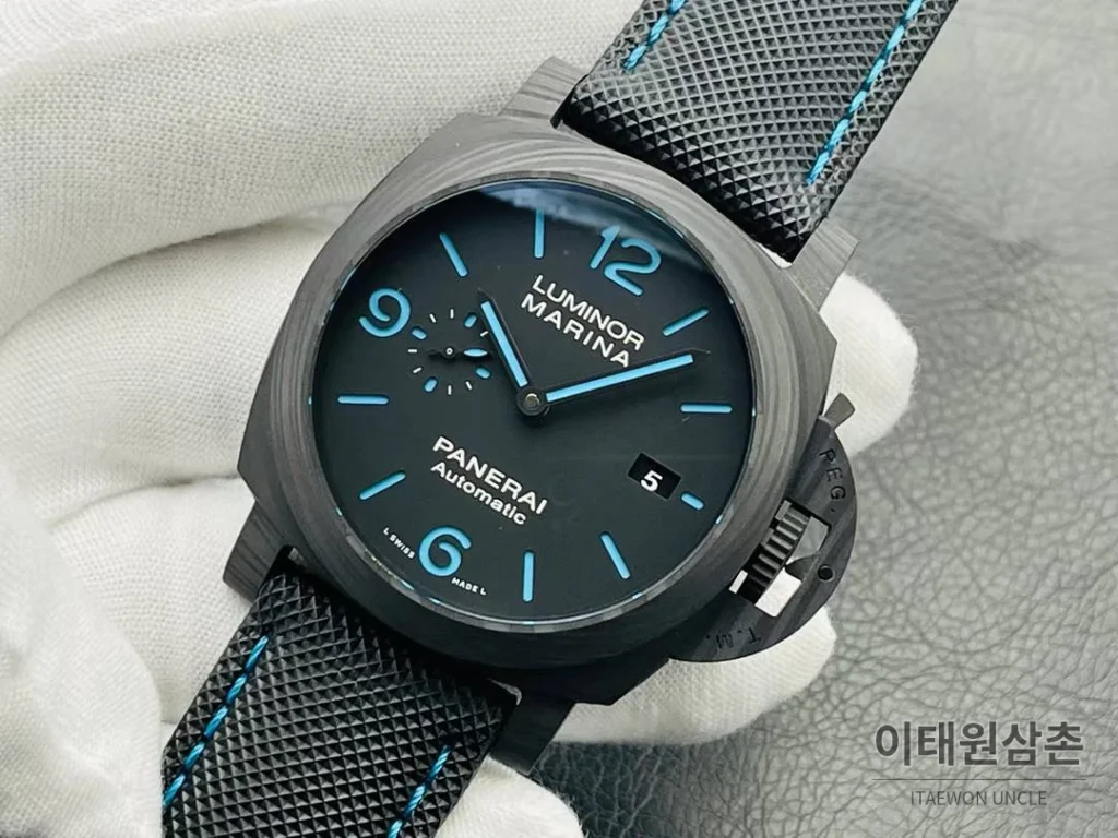파네라이 루미노르 PAM01661 카본 샌드위치다이얼 블루야광 오토매틱 44mm