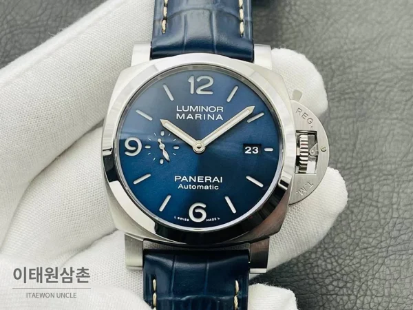 파네라이 루미노르 PAM1663 카본 스모크블루다이얼 오토매틱 44mm 네이비 가죽 스트랩