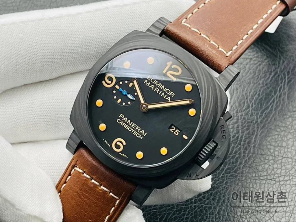 파네라이 루미노르 PAM661 카본 빈티지다이얼 블루세컨즈 오토매틱 44mm