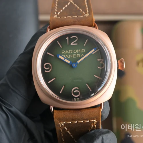 파네라이 루미노르 스틸 샌드위치 다이얼 수동 메커니컬 44mm 블랙 브라운 가죽 스트랩