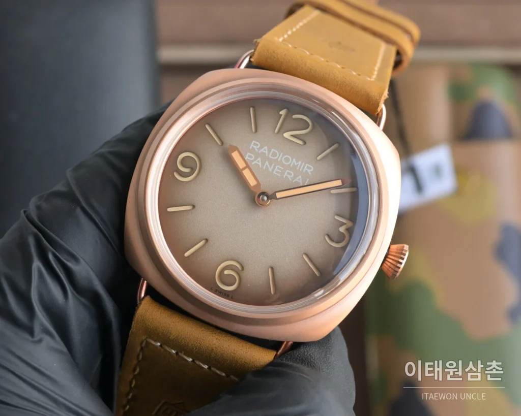 파네라이 루미노르 스틸 샌드위치 다이얼 수동 메커니컬 44mm 블랙 브라운 가죽 스트랩 (2)