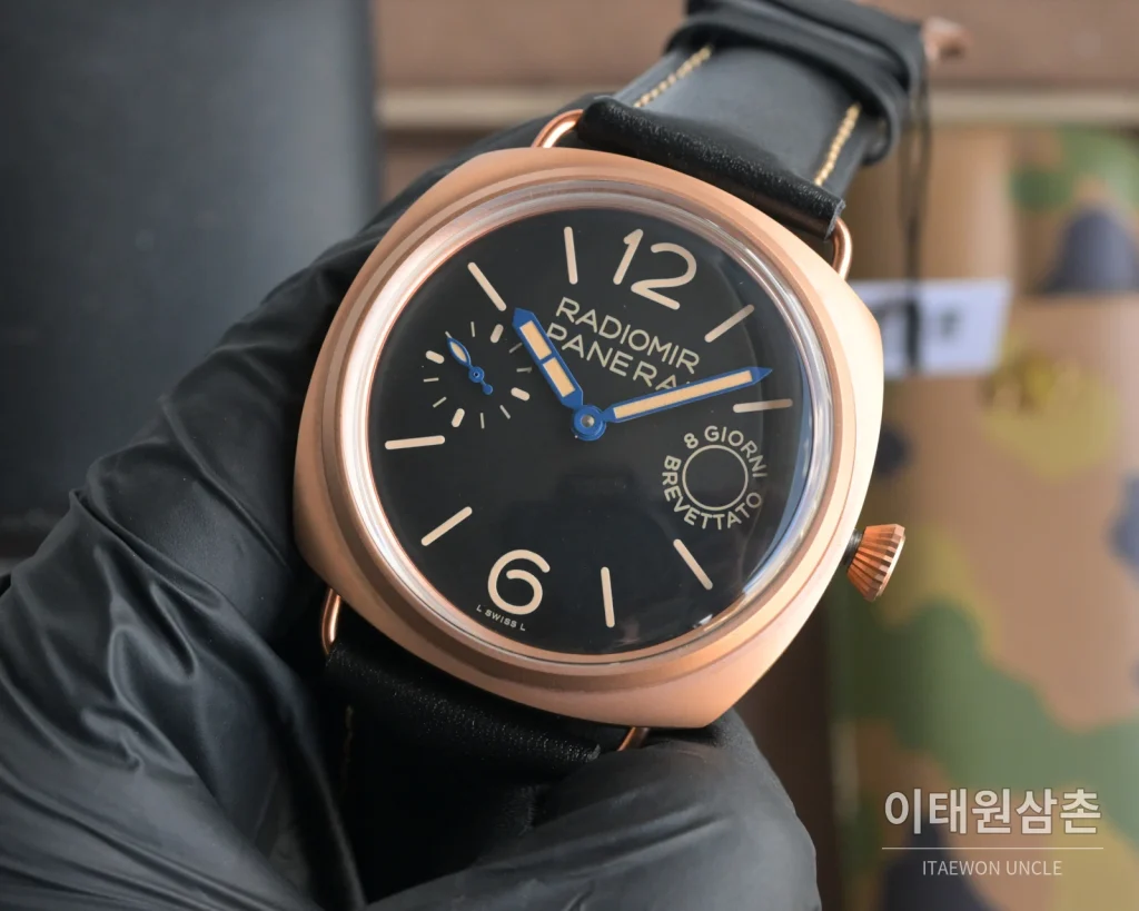 파네라이 루미노르 스틸 샌드위치 다이얼 수동 메커니컬 44mm 블랙 블랙 가죽 스트랩
