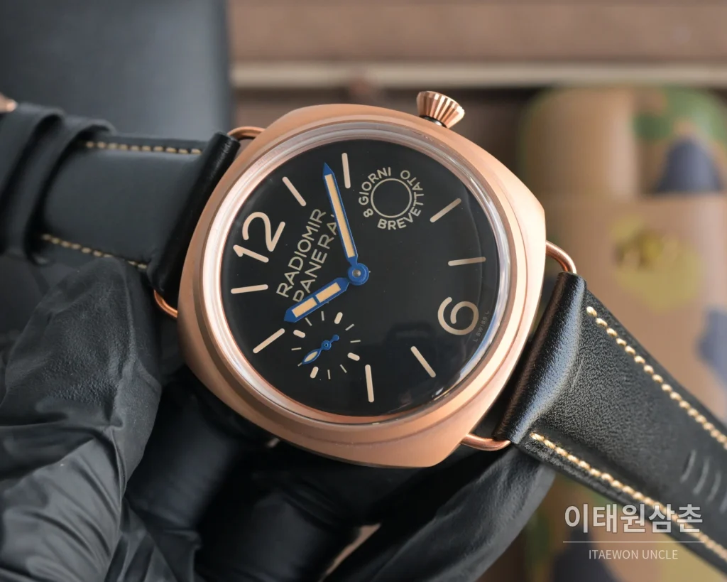 파네라이 루미노르 스틸 샌드위치 다이얼 수동 메커니컬 44mm 블랙 블랙 가죽 스트랩
