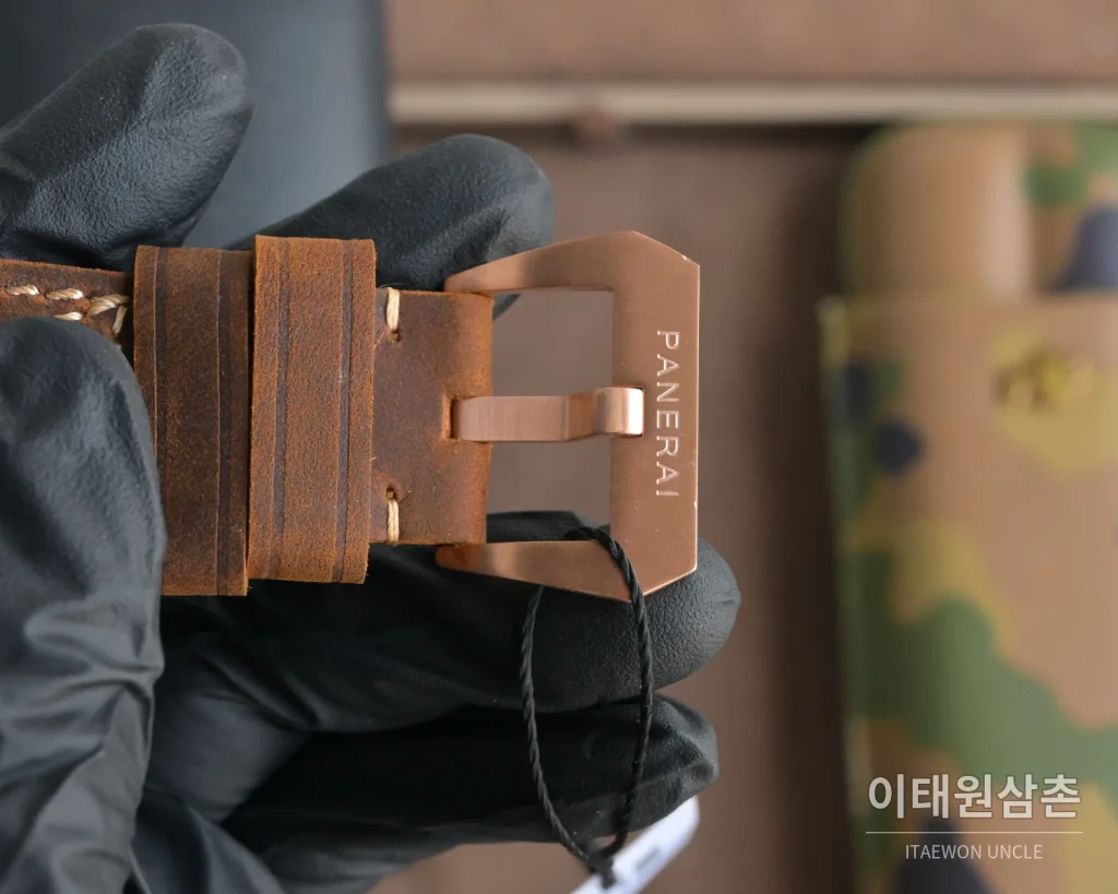 파네라이 루미노르 스틸 샌드위치 다이얼 수동 메커니컬 44mm 블랙 브라운 가죽 스트랩