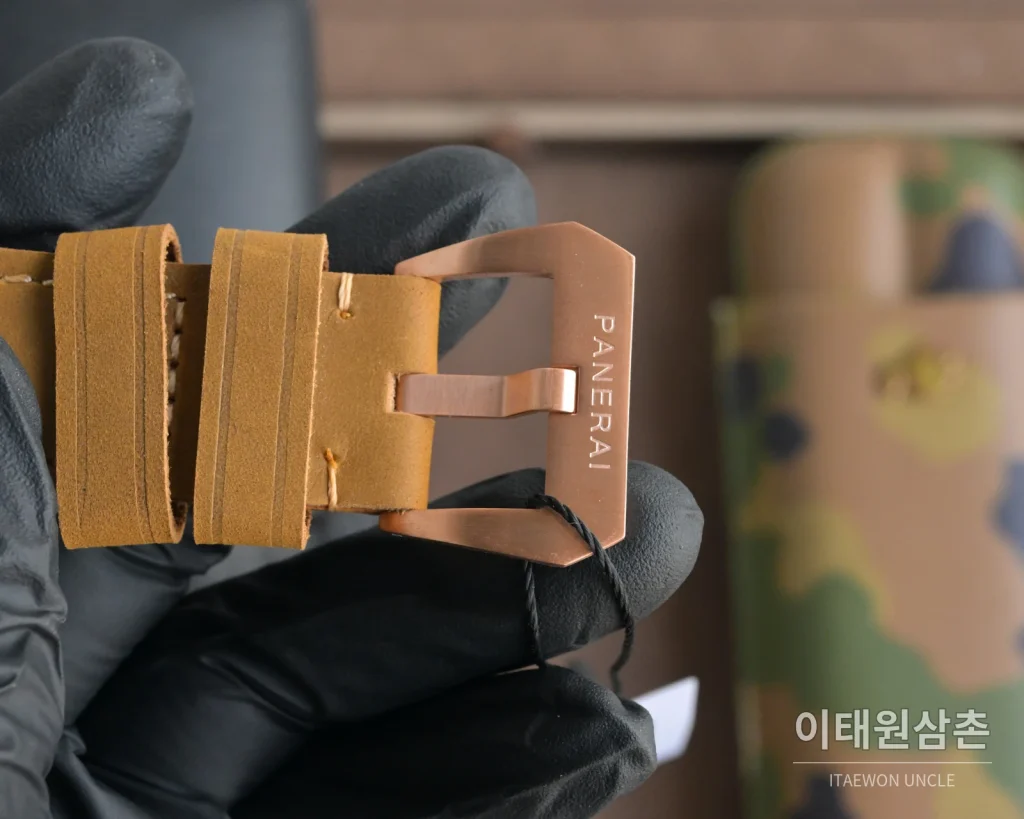 파네라이 루미노르 스틸 샌드위치 다이얼 수동 메커니컬 44mm 블랙 브라운 가죽 스트랩 (2)