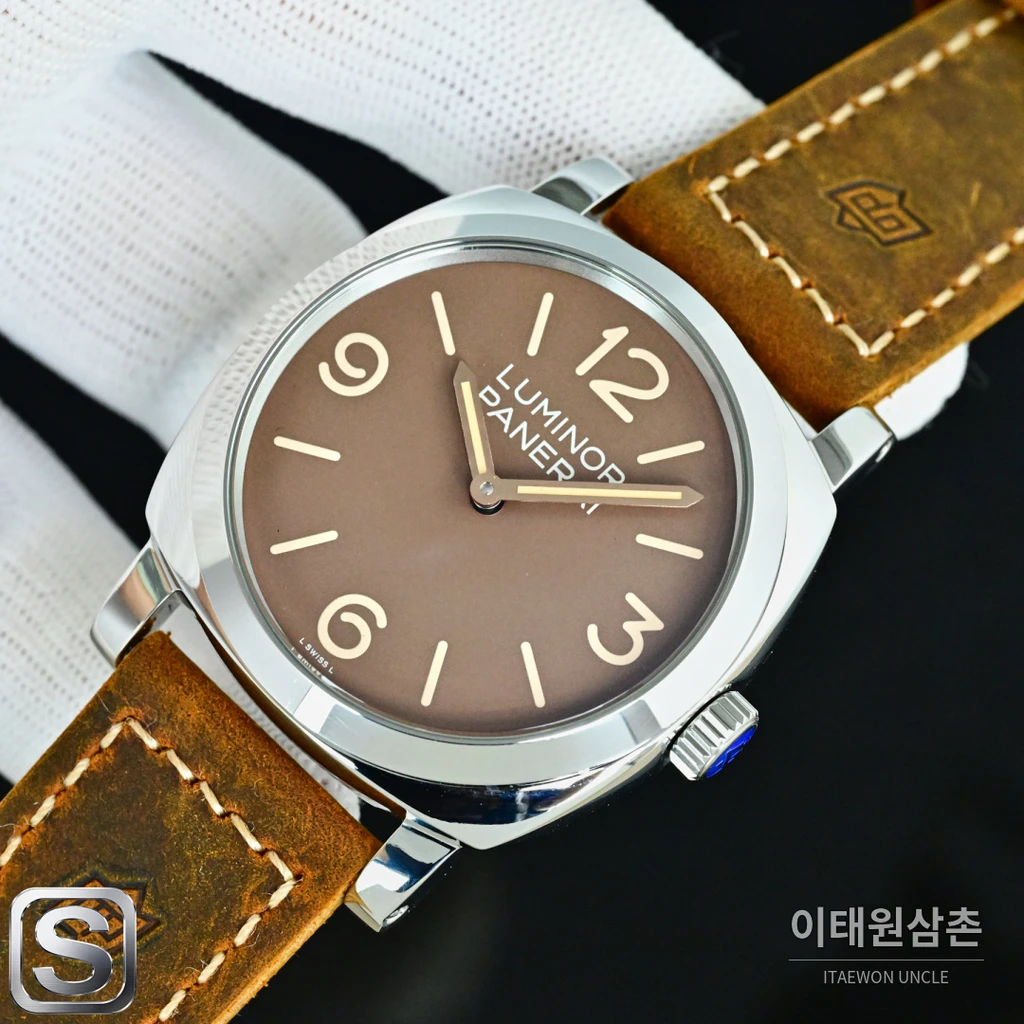 파네라이 라디오미르 1940 316L 로즈골드 카프스킨 오토매틱 44mm 로즈골드 톤 브라운 가죽 스트랩