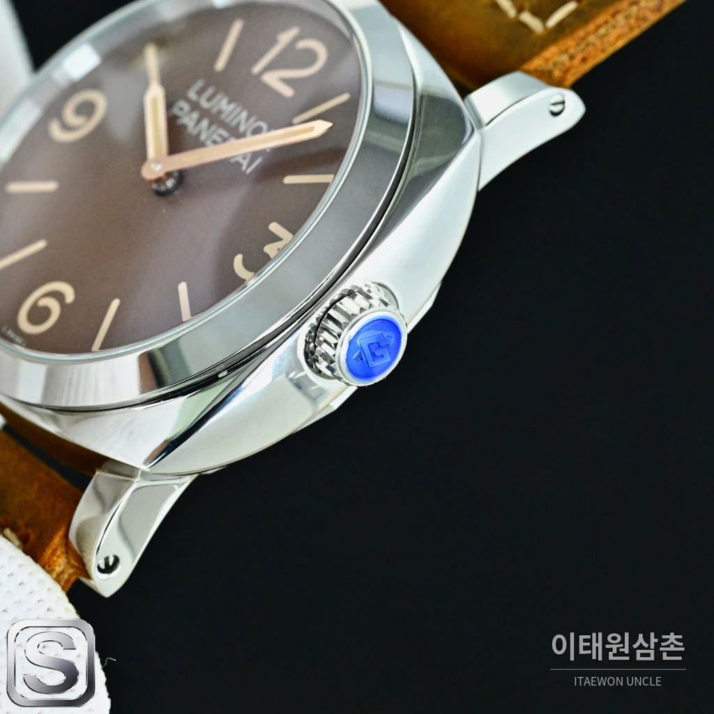 파네라이 라디오미르 1940 316L 로즈골드 카프스킨 오토매틱 44mm 로즈골드 톤 브라운 가죽 스트랩