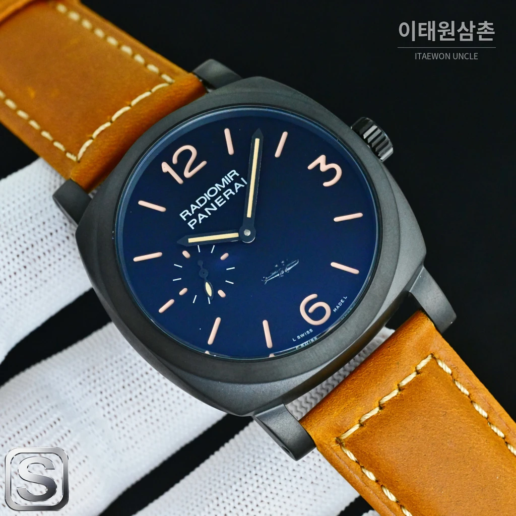 파네라이 라디오미르 1940 316L 로즈골드 카프스킨 오토매틱 44mm 로즈골드 톤