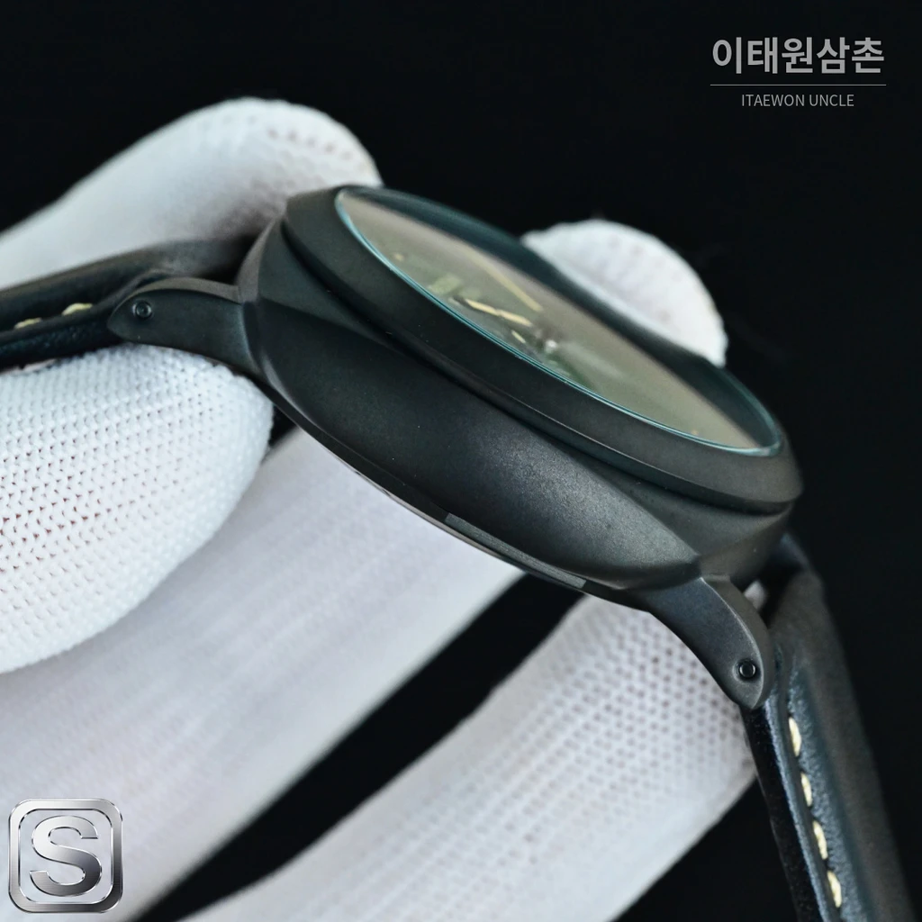 파네라이 라디오미르 1940 316L 로즈골드 카프스킨 오토매틱 44mm 로즈골드 톤