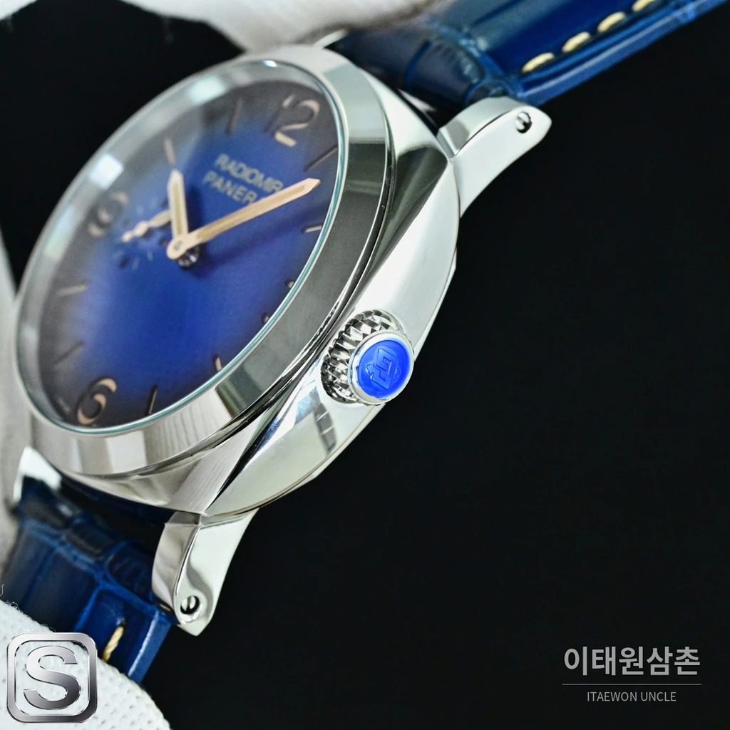 파네라이 라디오미르 1940 실버베젤 블루다이얼 오토매틱 44mm