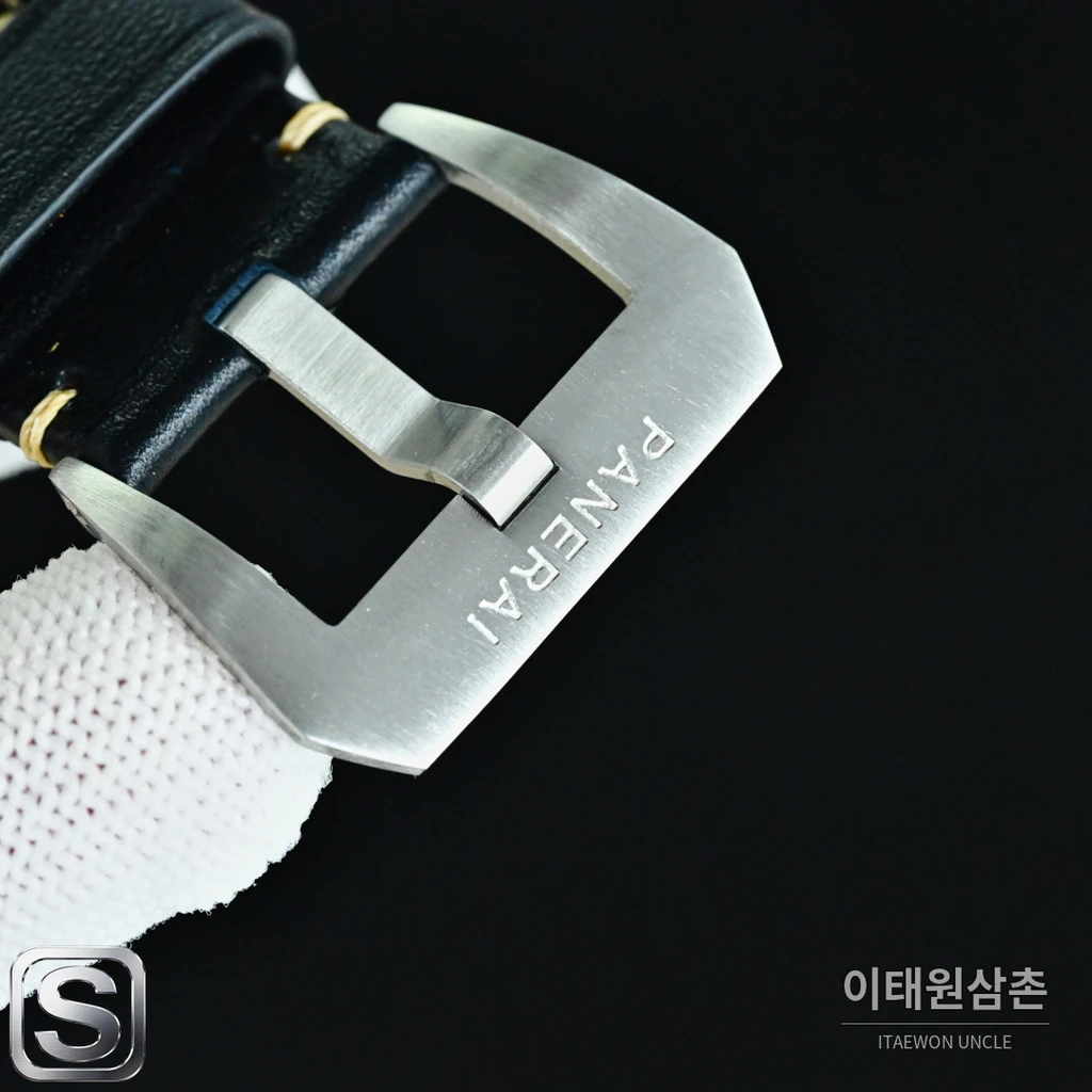 파네라이 라디오미르 1940 실버베젤 네이비다이얼 오토매틱 44mm