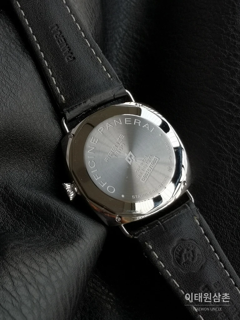 파네라이 라디오미르 블랙실 스틸 블랙 다이얼 수동 시계 45mm