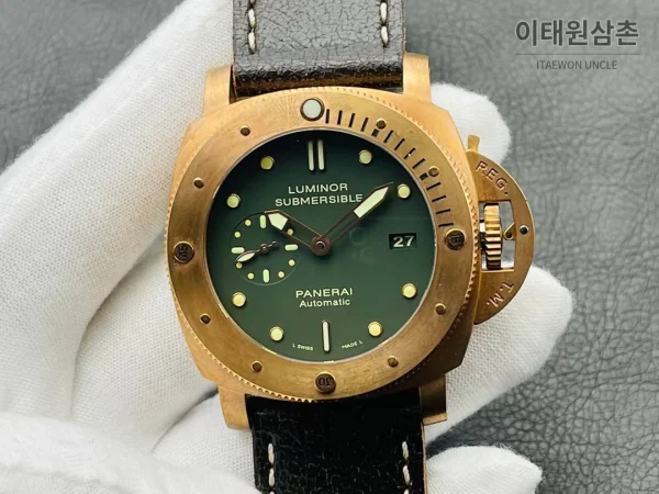 파네라이 서브머저블 PAM382 브론즈 그린다이얼 오토매틱 47mm 파네라이 서브머저블 PAM382 브론즈 그린다이얼 오토매틱 47mm