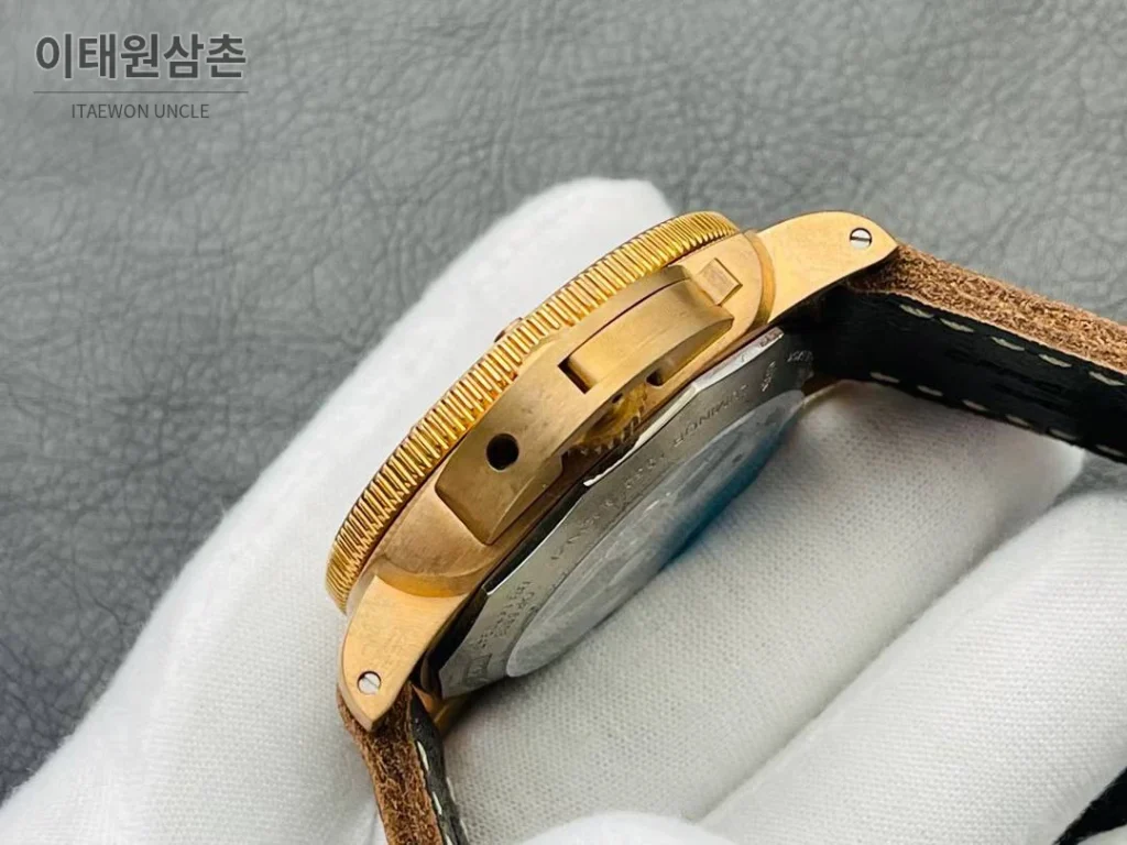 파네라이 서브머저블 PAM382 브론즈 그린다이얼 오토매틱 47mm