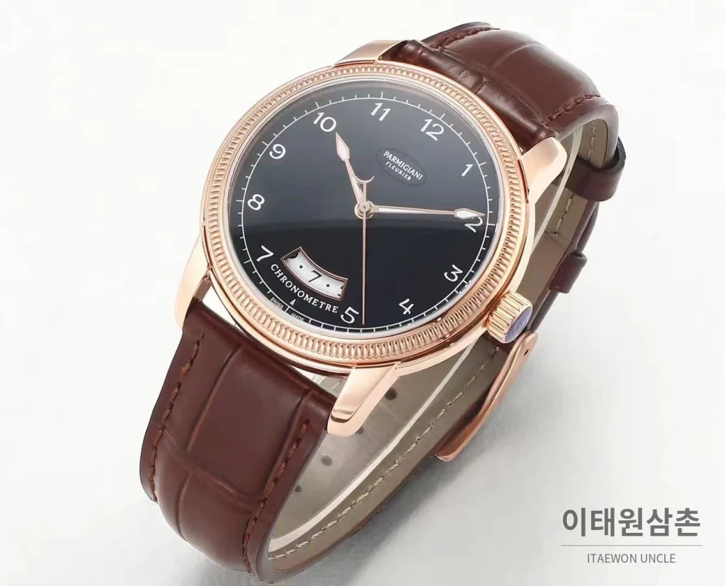 파르미지아니 플리에르 PFC423 초박형 에나멜다이얼 드레스 오토매틱 40mm 화이트 브라운 가죽 스트랩 (2)