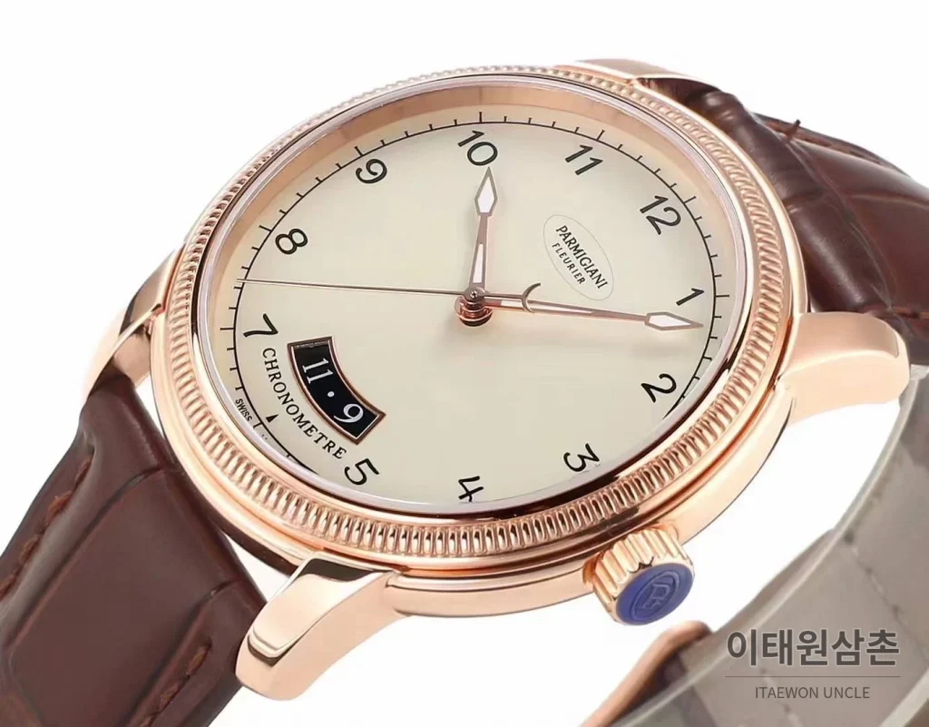 파르미지아니 플리에르 PFC423 초박형 에나멜다이얼 드레스 오토매틱 40mm 화이트 브라운 가죽 스트랩
