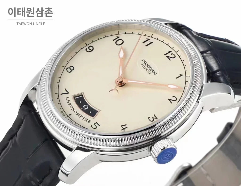 파르미지아니 플리에르 PFC423 초박형 에나멜다이얼 드레스 오토매틱 40mm 화이트 블랙 가죽 스트랩