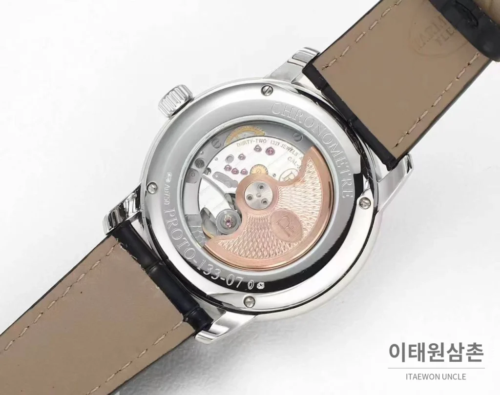 파르미지아니 플리에르 PFC423 초박형 에나멜다이얼 드레스 오토매틱 40mm 화이트 블랙 가죽 스트랩 (2)