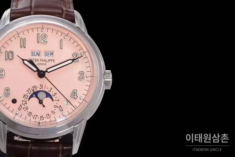 파텍필립 5320G 퍼페추얼 캘린더 문페이즈 크림 다이얼 오토매틱 40mm 크림 / 브라운