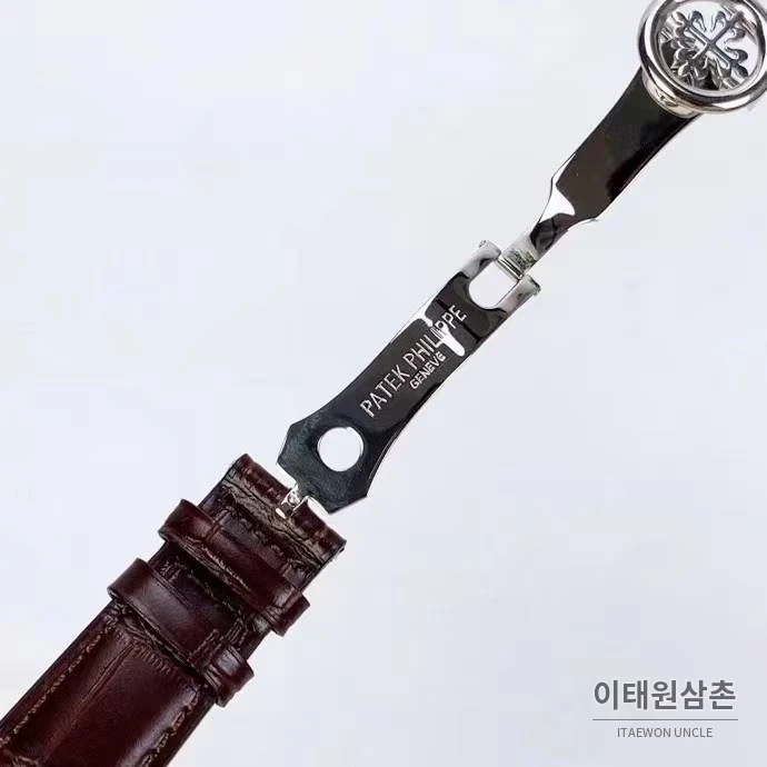 파텍필립 5320G 퍼페추얼 캘린더 문페이즈 크림 다이얼 오토매틱 40mm 크림 / 브라운 (2)