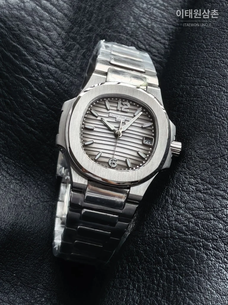 파텍필립 아쿠아넛 오토매틱 32mm 그레이 다이얼 스틸 브레이슬릿