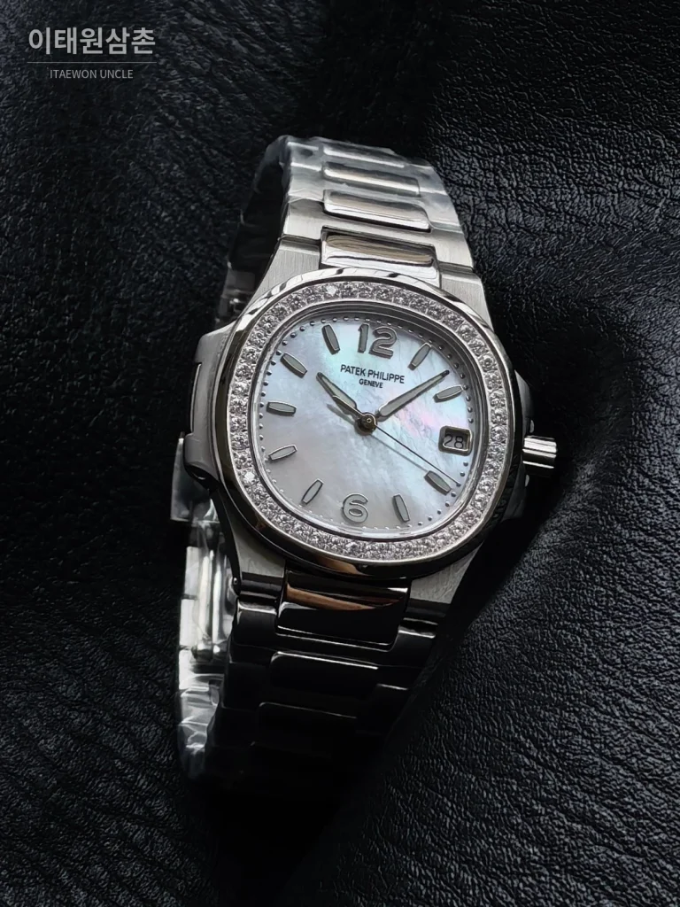 파텍필립 아쿠아넛 오토매틱 32mm 자개 다이얼 스틸 브레이슬릿