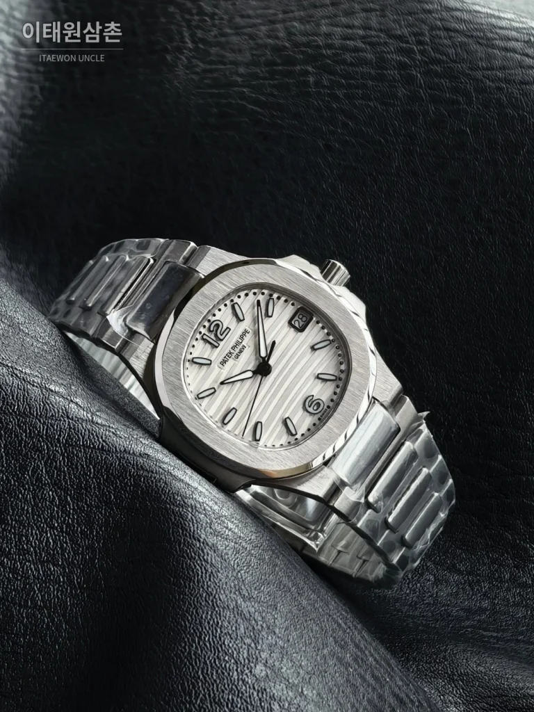 파텍필립 아쿠아넛 오토매틱 32mm 화이트 다이얼 스틸 브레이슬릿