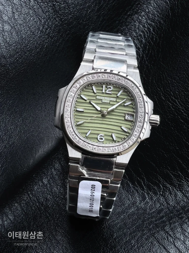 파텍필립 아쿠아넛 오토매틱 32mm 그린 다이얼 스틸 브레이슬릿