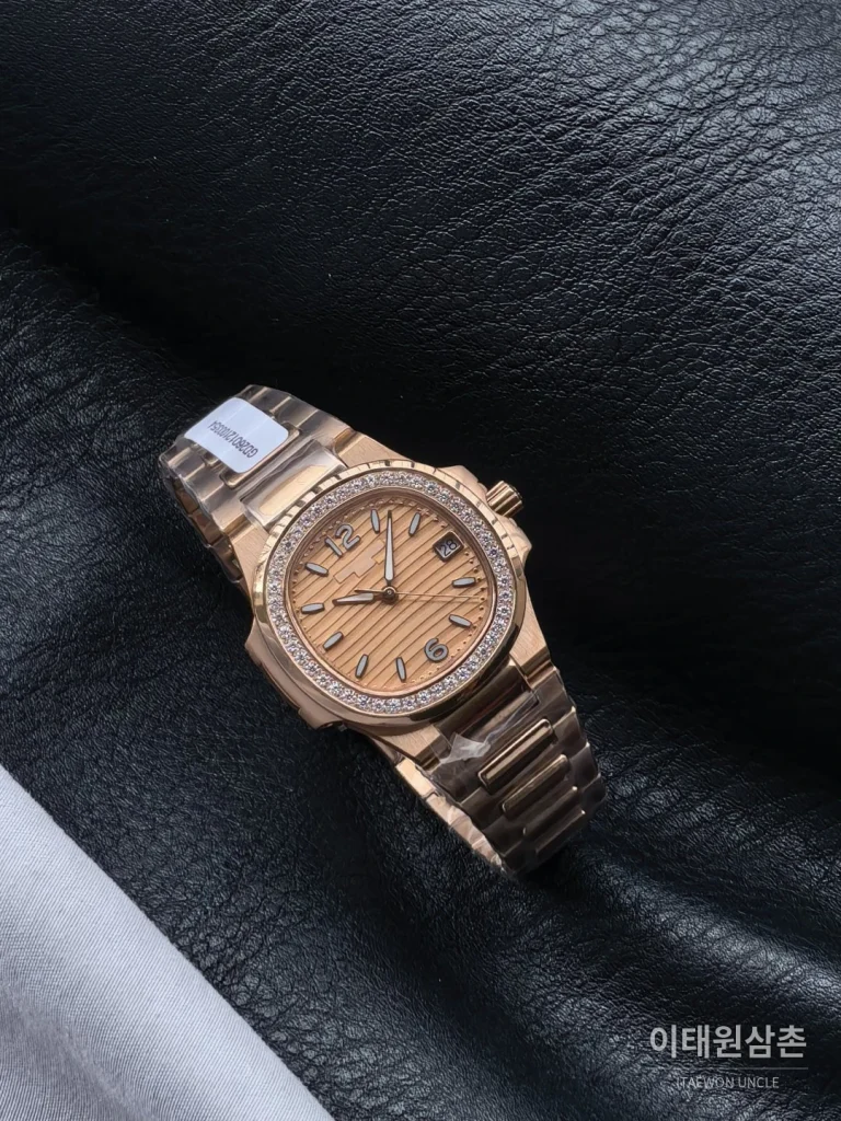파텍필립 아쿠아넛 오토매틱 32mm 샴페인 다이얼 로즈골드 브레이슬릿