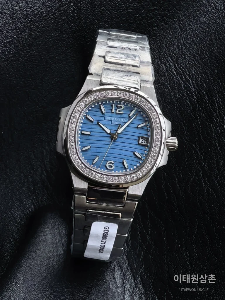 파텍필립 아쿠아넛 오토매틱 32mm 블루 다이얼 스틸 브레이슬릿