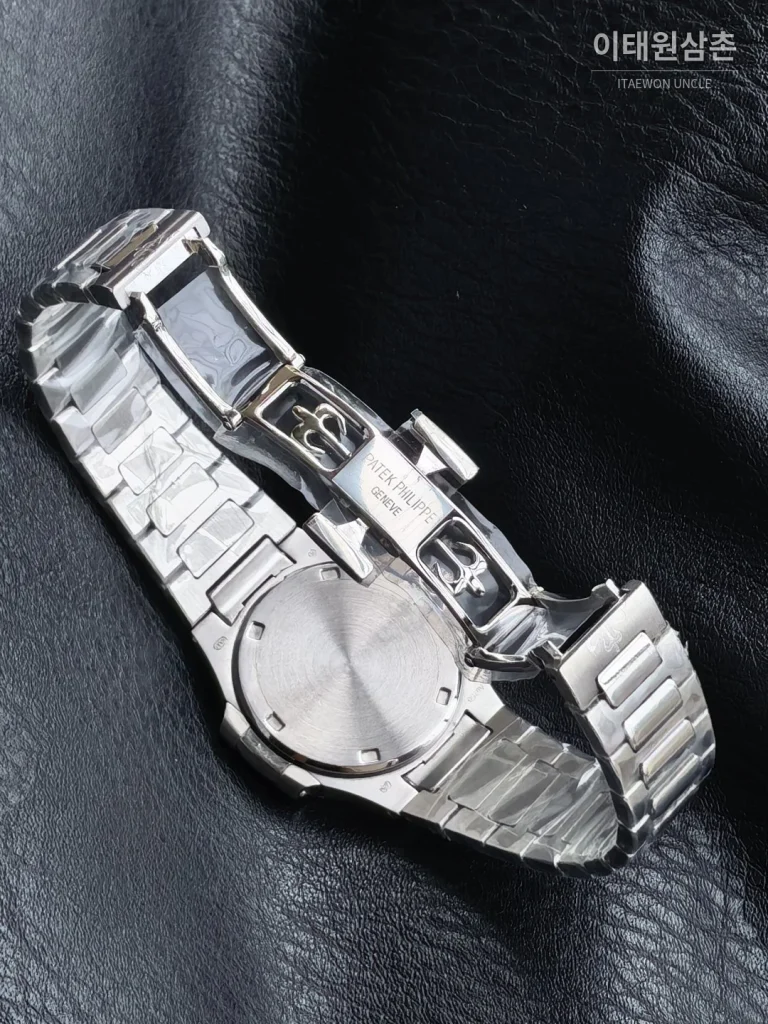 파텍필립 아쿠아넛 오토매틱 32mm 블루 다이얼 스틸 브레이슬릿